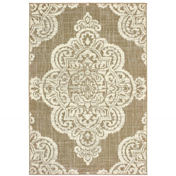 7' X 10' Oriental Stain Resistant Indoor / Outdoor Area Rug - Tan