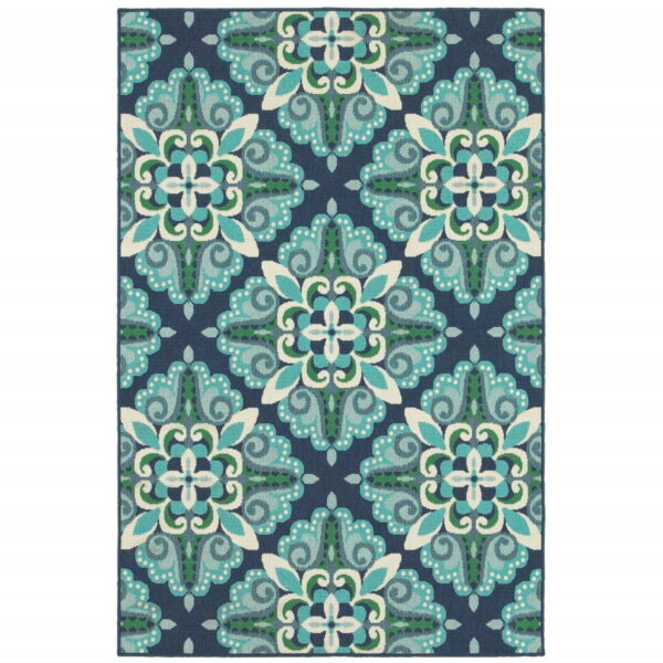 7' X 10' Indoor / Outdoor Area Rug - Blue / Green