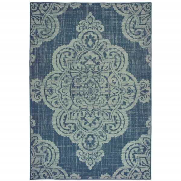 7' X 10' Oriental Stain Resistant Outdoor / Indoor Area Rug - Blue