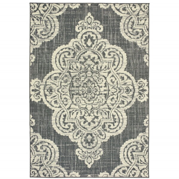 7' X 10' Oriental Stain Resistant Indoor / Outdoor Area Rug - Gray / Ivory