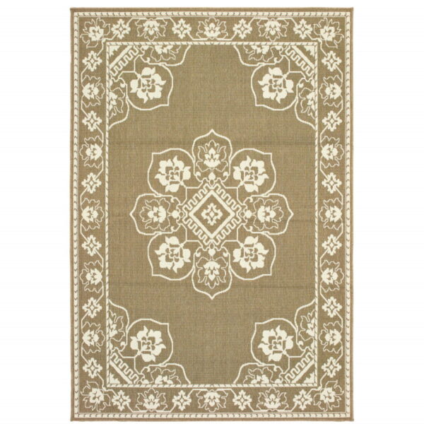 7' X 10' Oriental Stain Resistant Outdoor / Indoor Area Rug - Tan